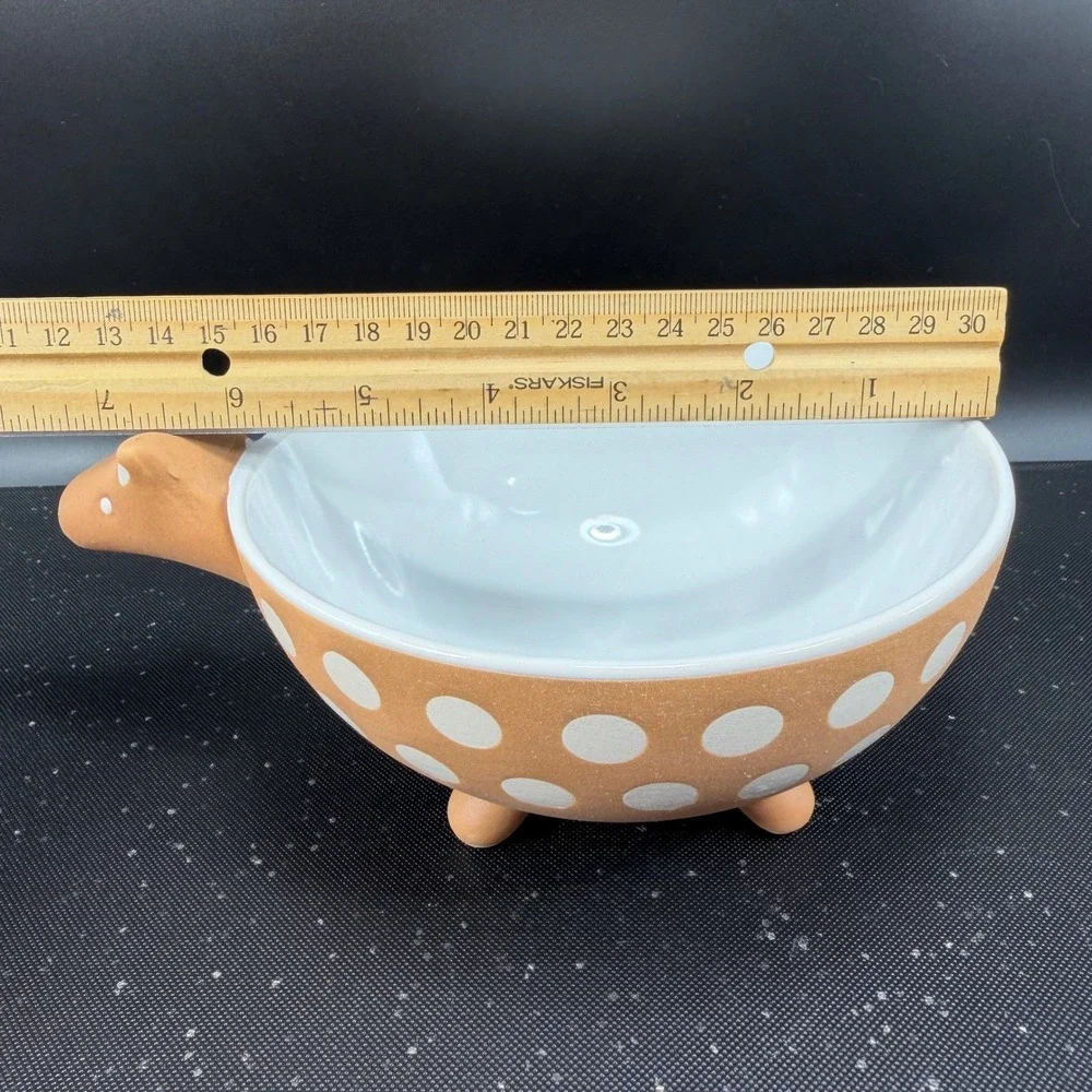 Crate & Barrel Aveza Guacamole Bowl Terracotta Polka Dot Animal Footed Dish Bowl